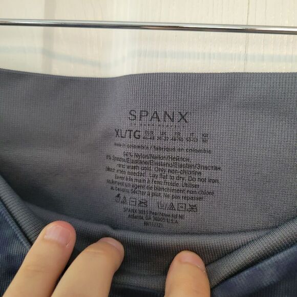 Spanx Look at Me Now Blue Tie Dye Seamless Leggings Size XL - Picture 4 of 4